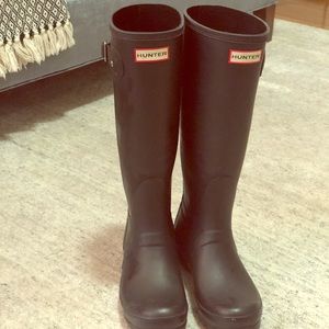Hunter rain boots size 7